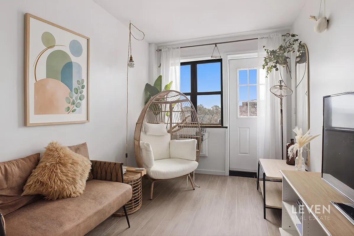 3929 New Utrecht Avenue #4B — living room
